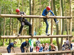 Grosvenor Hall - Camp de Aventura